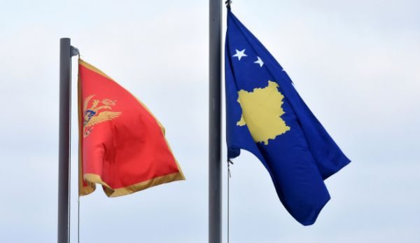 Kosova uron Malin e Zi për Ditën e Pavarësisë  Të lumtur që ju kemi fqinj
